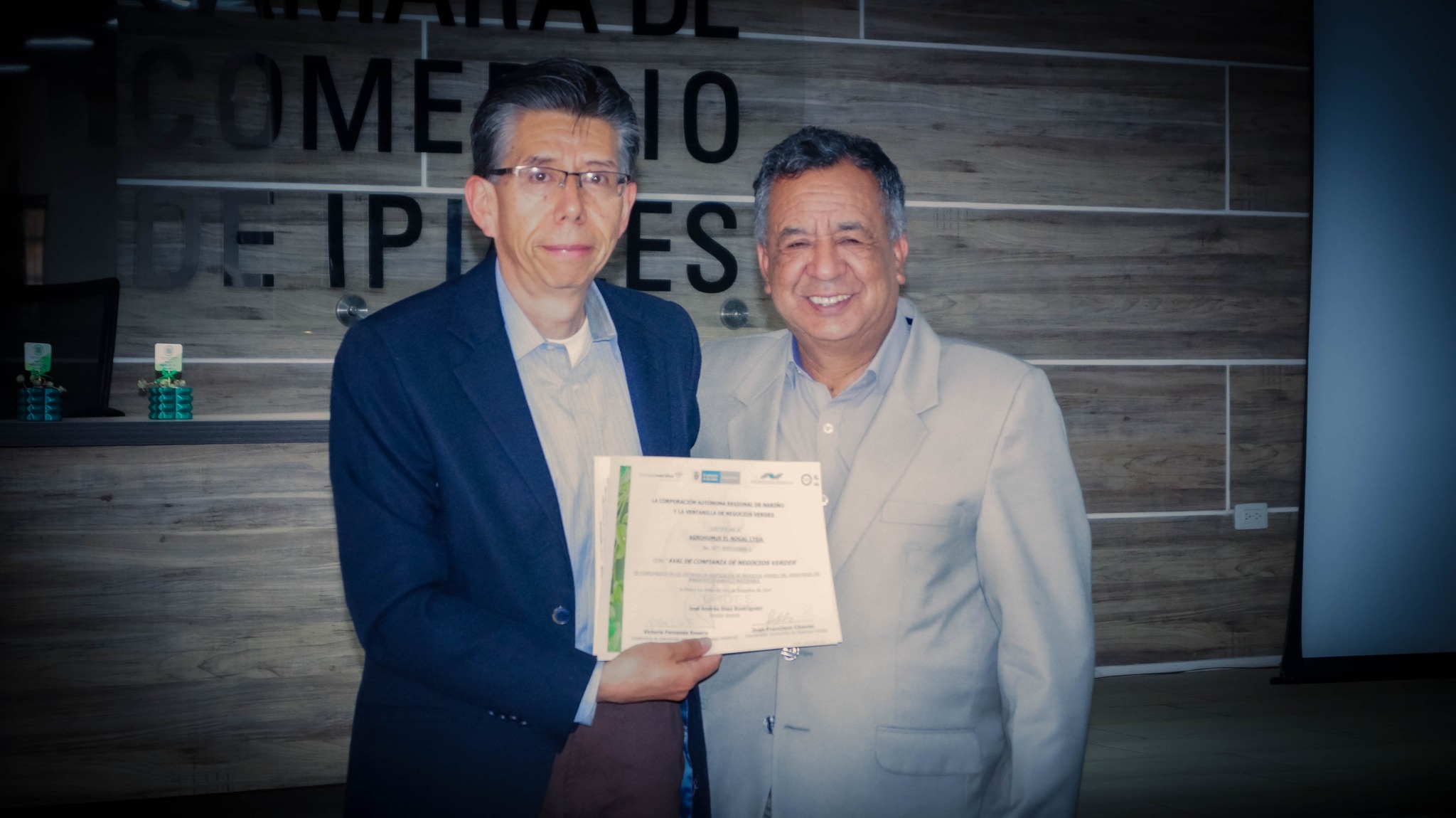AGROHUMUS EL NOGAL